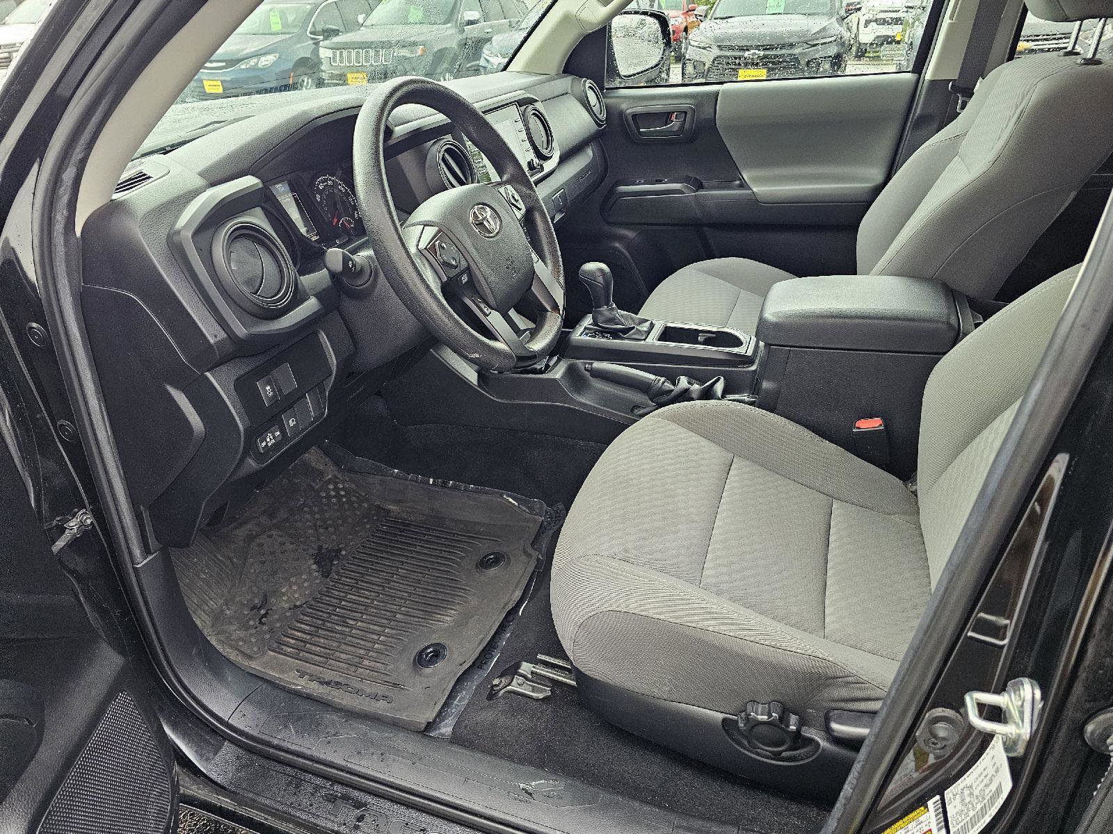 Used 2022 Toyota Tacoma SR image 16
