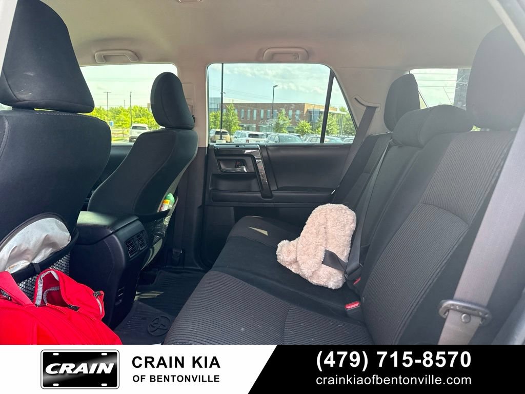 Used 2018 Toyota 4Runner TRD Off-Road AWD/4WD image 15