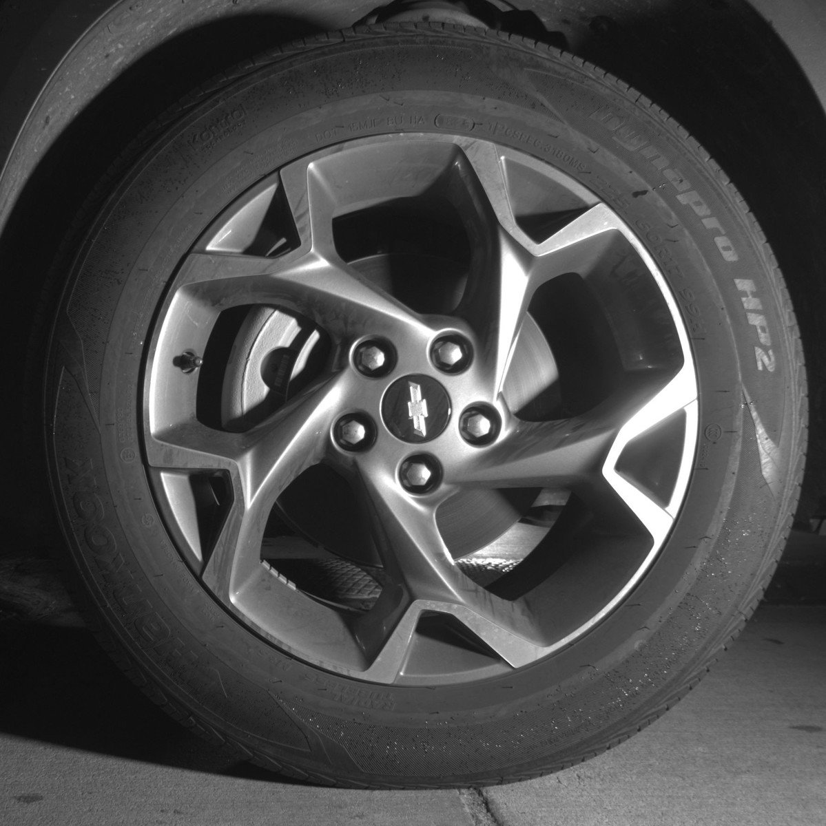 Used 2025 Chevrolet Trax LT FWD image 12