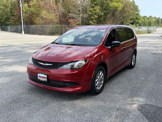 New 2027 Chrysler Pacifica LX FWD image 5