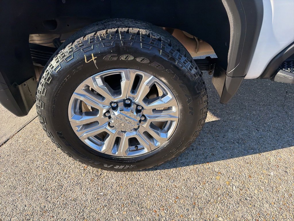 Used 2023 GMC Sierra 2500 Denali w/ Denali Ultimate Package image 25