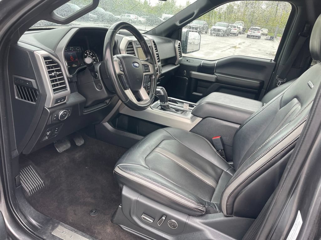 Used 2020 Ford F150 Platinum w/ Equipment Group 701A Luxury AWD/4WD image 13