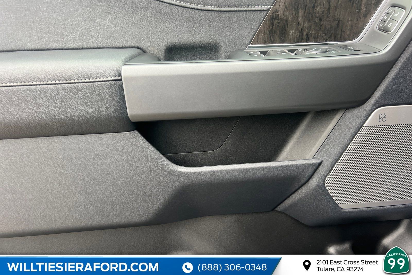 New 2026 Ford F350 Lariat w/ Black Appearance Package image 12