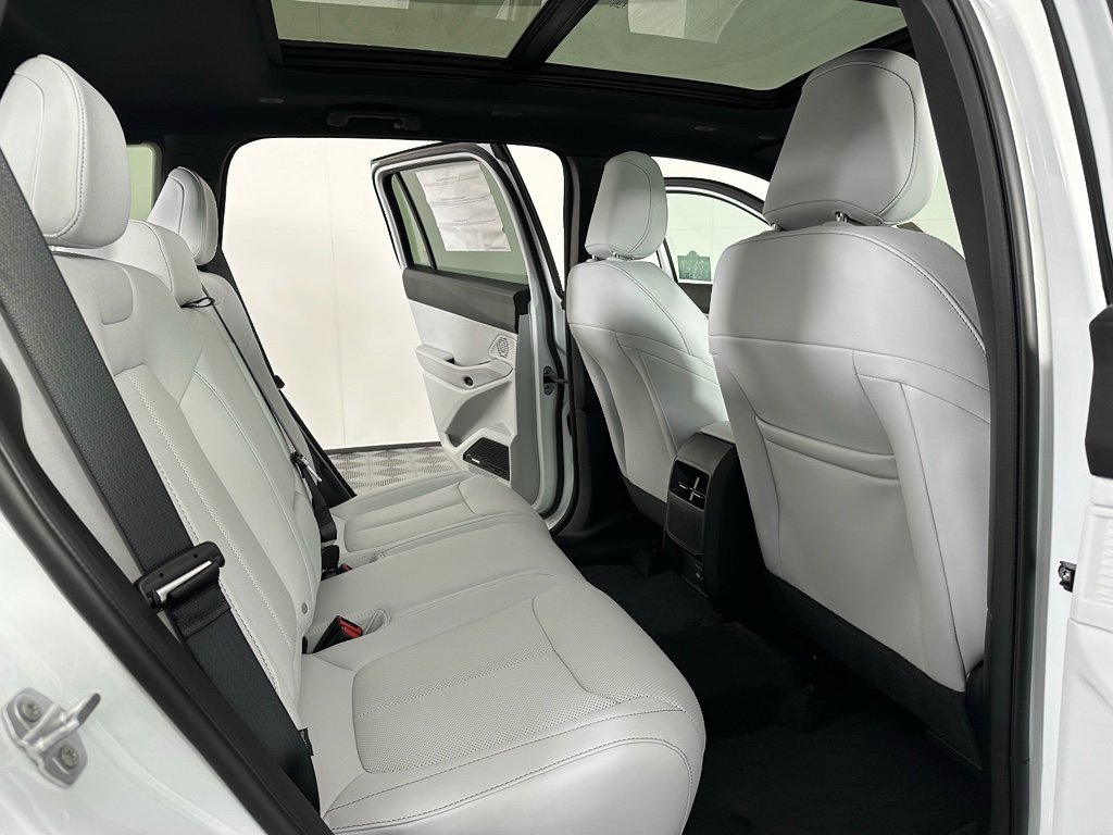 New 2026 Jeep Cherokee Limited image 27