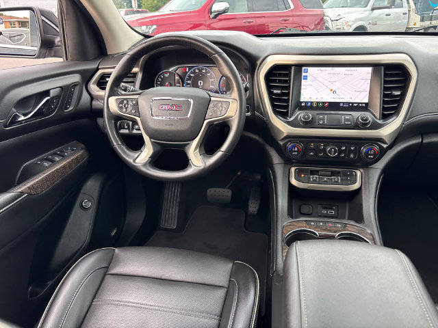 Used 2022 GMC Acadia Denali w/ Denali Ultimate Package AWD/4WD image 14