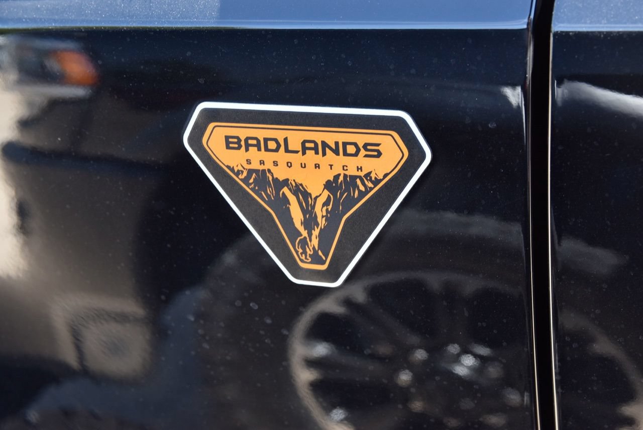 Used 2024 Ford Bronco Badlands AWD/4WD image 13