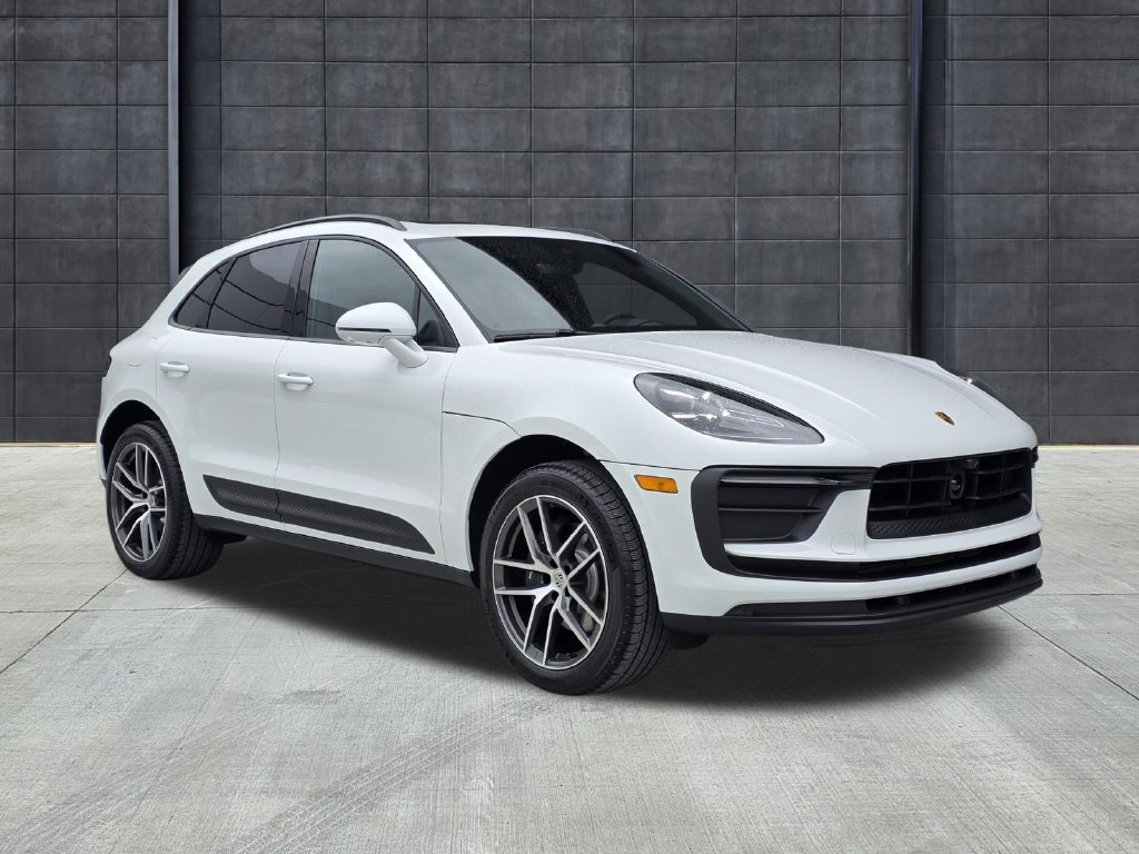 New 2026 Porsche Macan AWD/4WD image 7