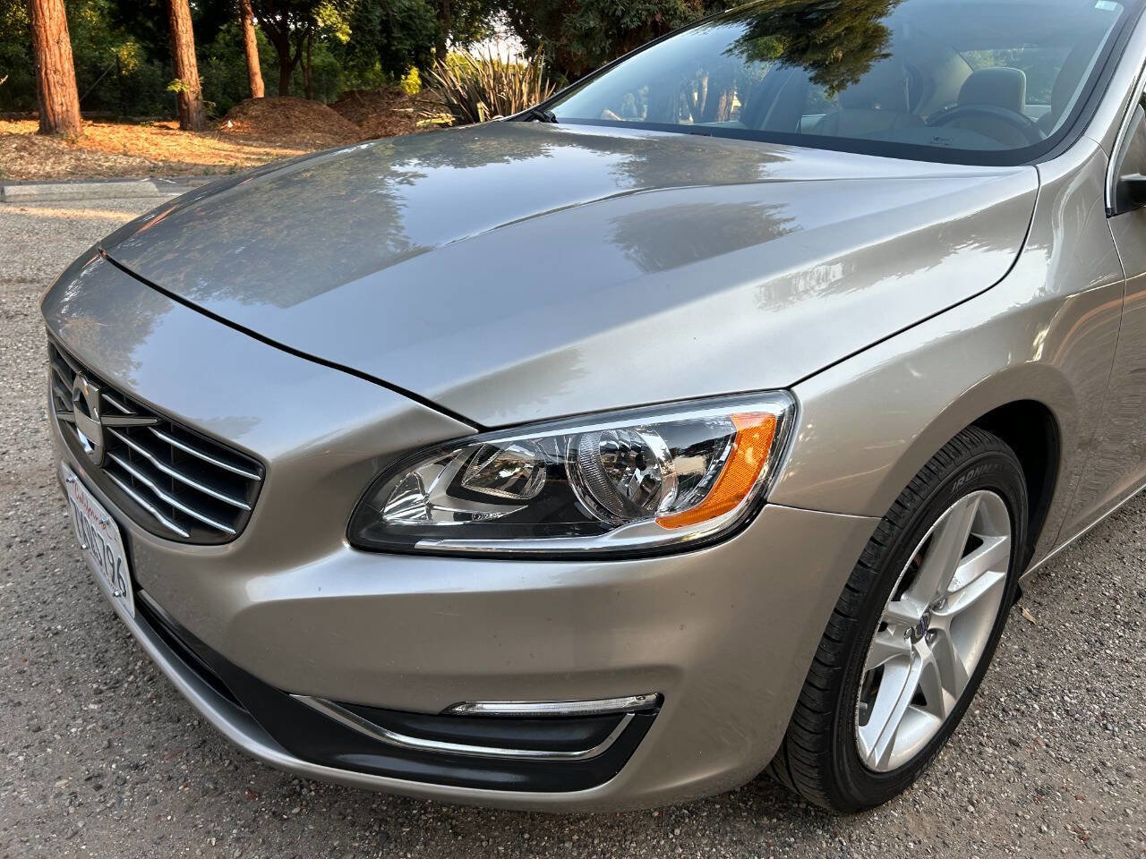 Used 2014 Volvo S60 T5 image 5