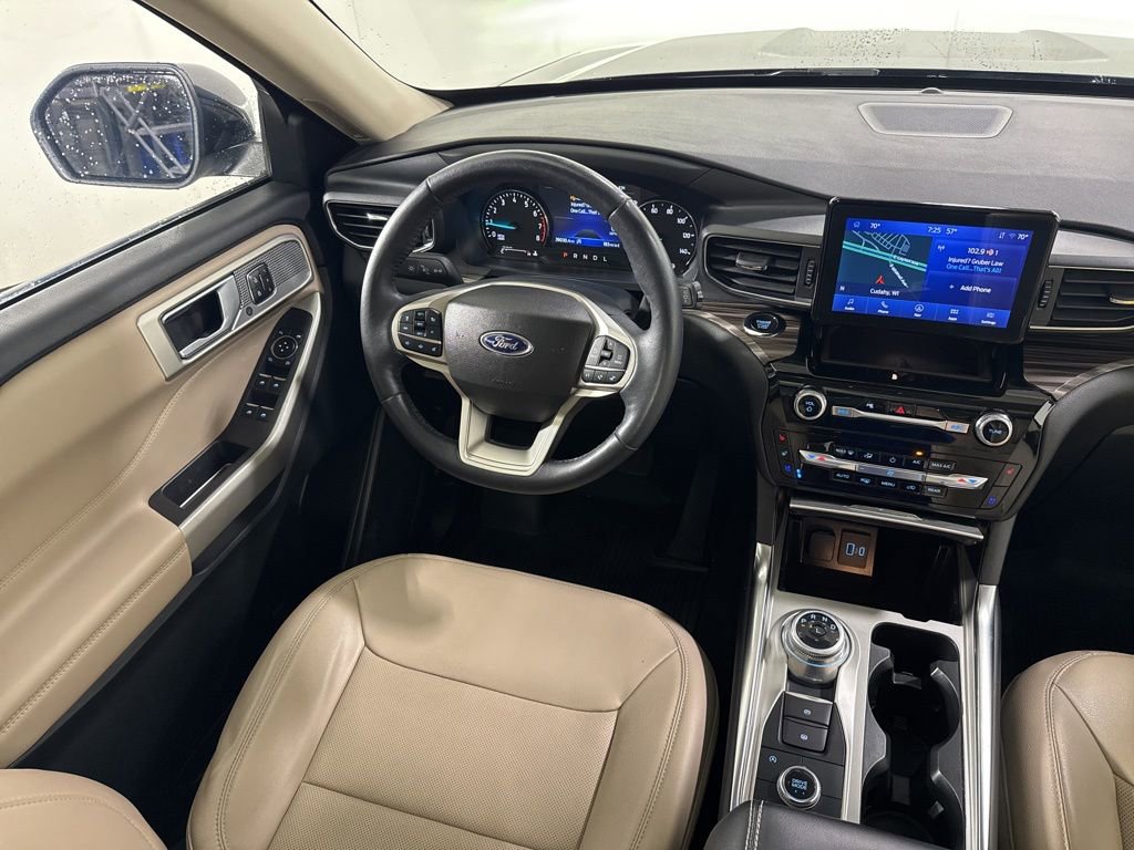 Used 2023 Ford Explorer Limited w/ Equipment Group 301A image 19