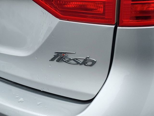 Used 2018 Ford Fiesta SE image 28