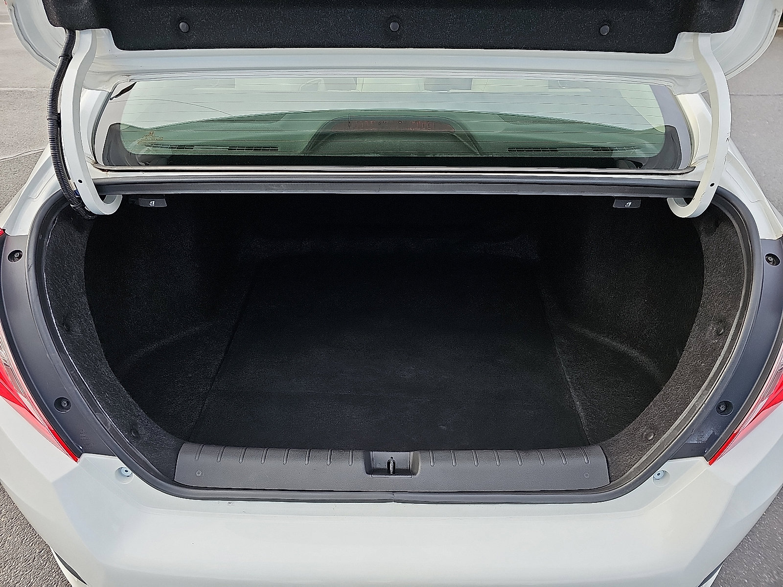 Used 2018 Honda Civic EX-T image 30