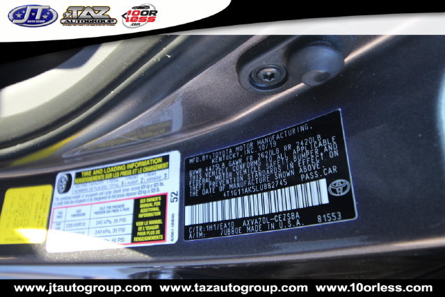 Used 2020 Toyota Camry SE FWD image 21