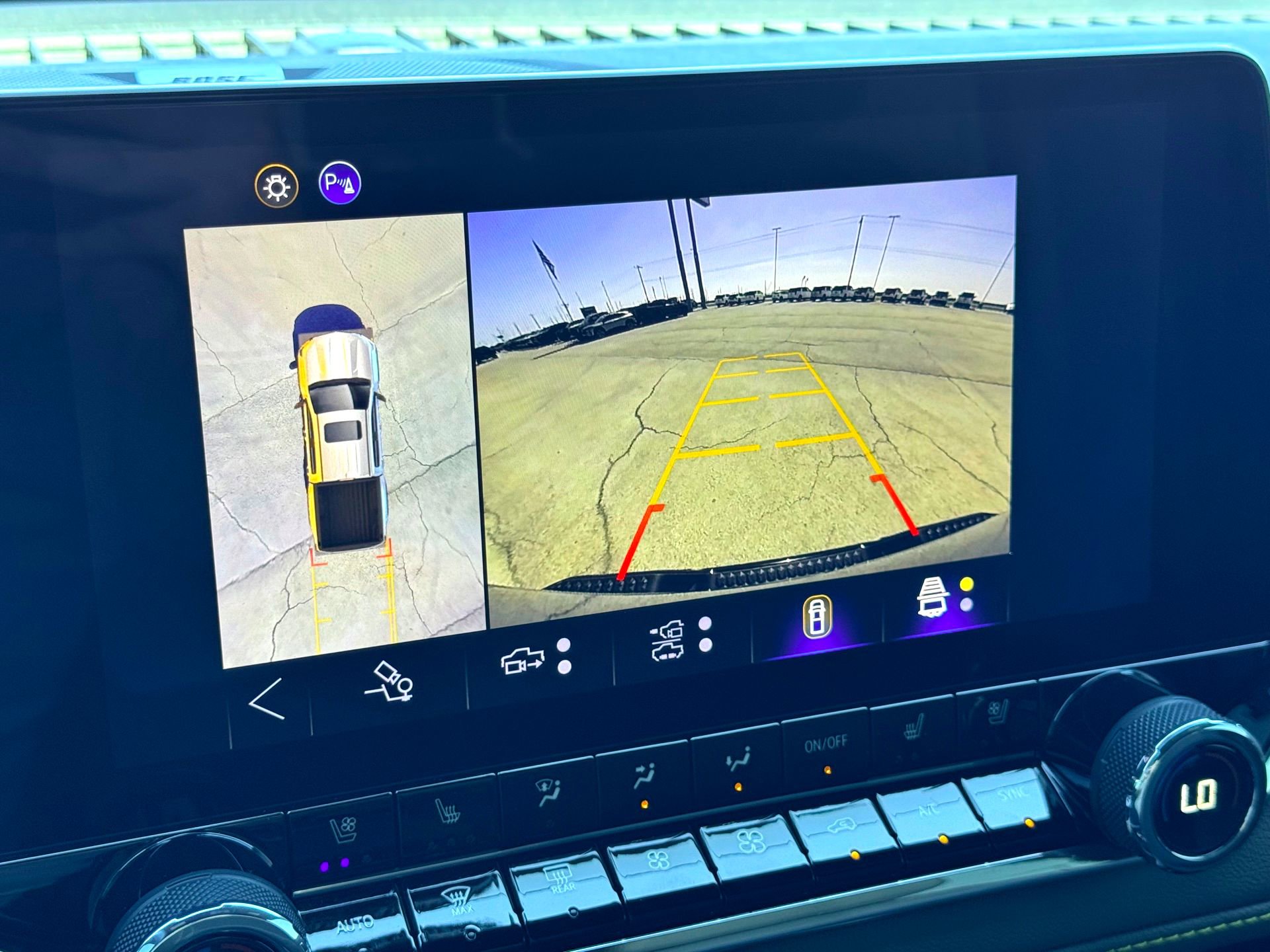 Used 2026 Chevrolet Colorado ZR2 w/ Technology Package image 28