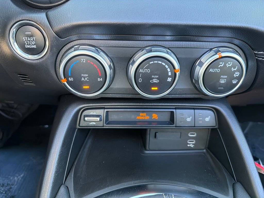 Used 2024 MAZDA MX-5 Miata RF Grand Touring w/ Weather Package image 31