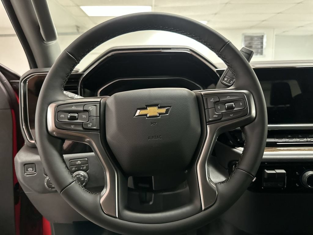 New 2026 Chevrolet Silverado 1500 LT AWD/4WD image 13