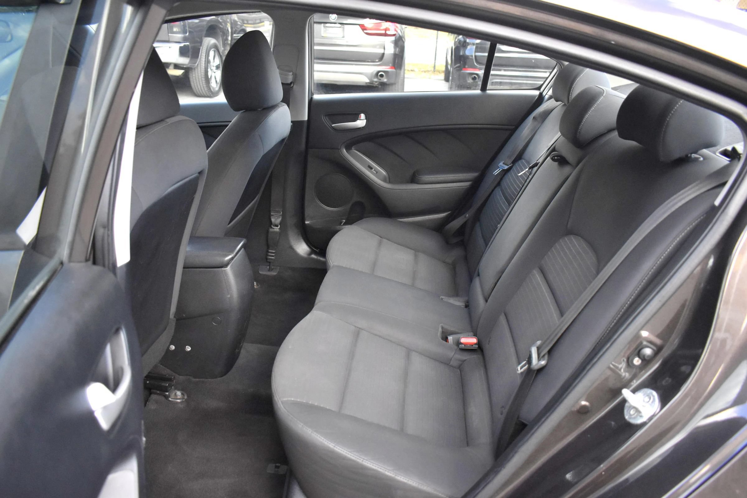 Used 2017 Kia Forte LX w/ LX Popular Package FWD image 18