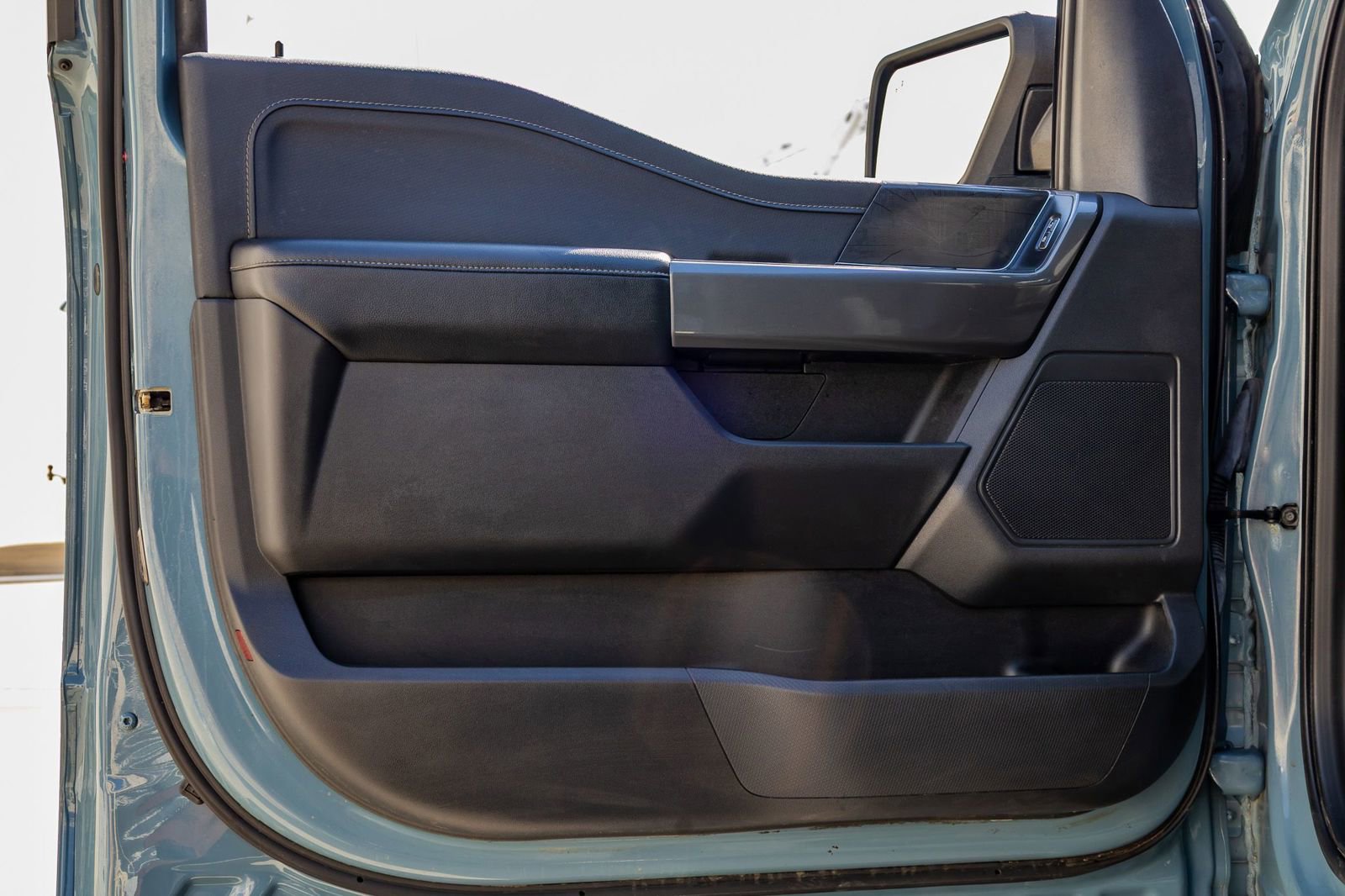 Used 2023 Ford F150 XLT w/ Equipment Group 302A High image 34