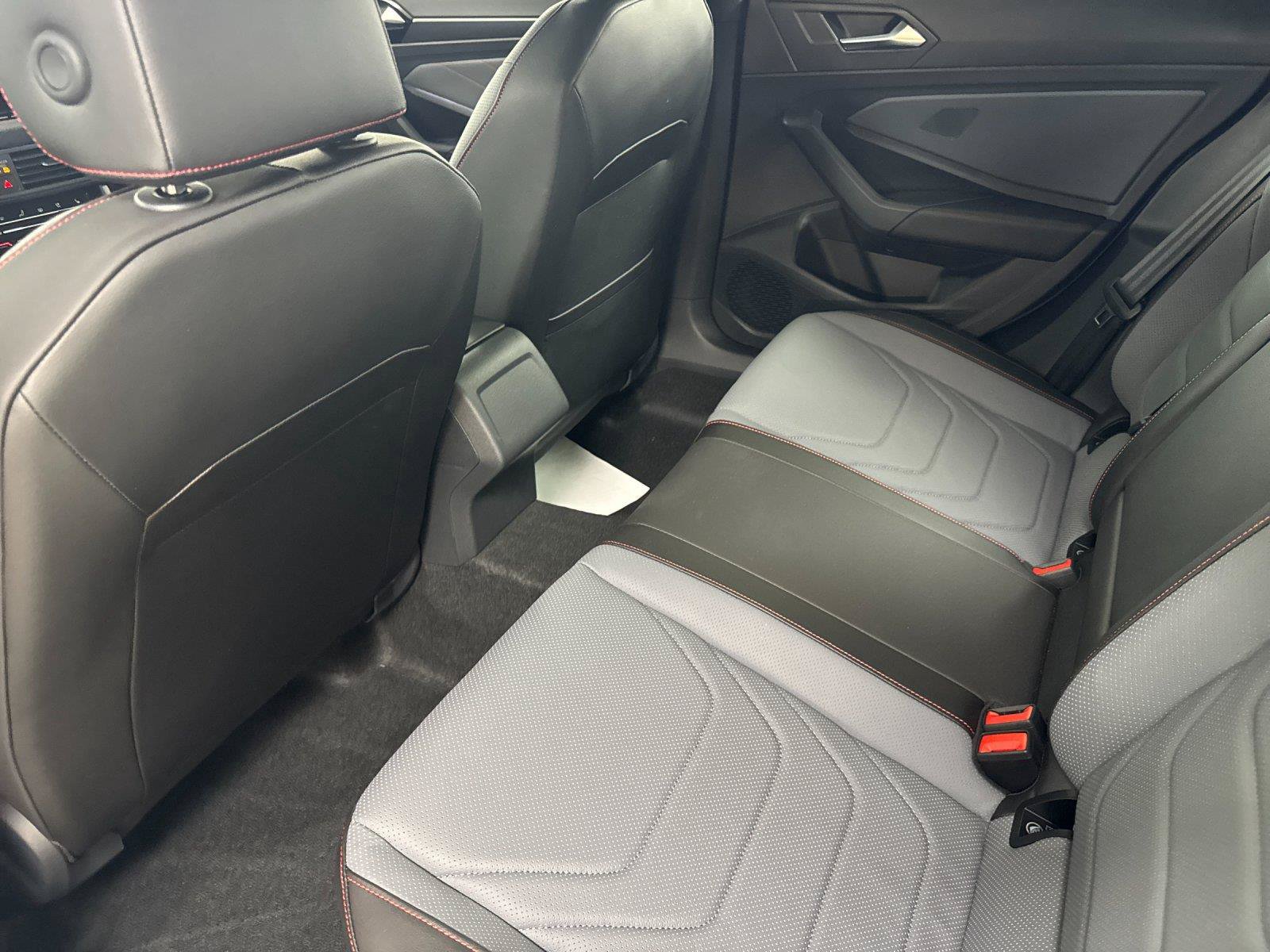 New 2026 Volkswagen Jetta GLI Autobahn FWD image 11
