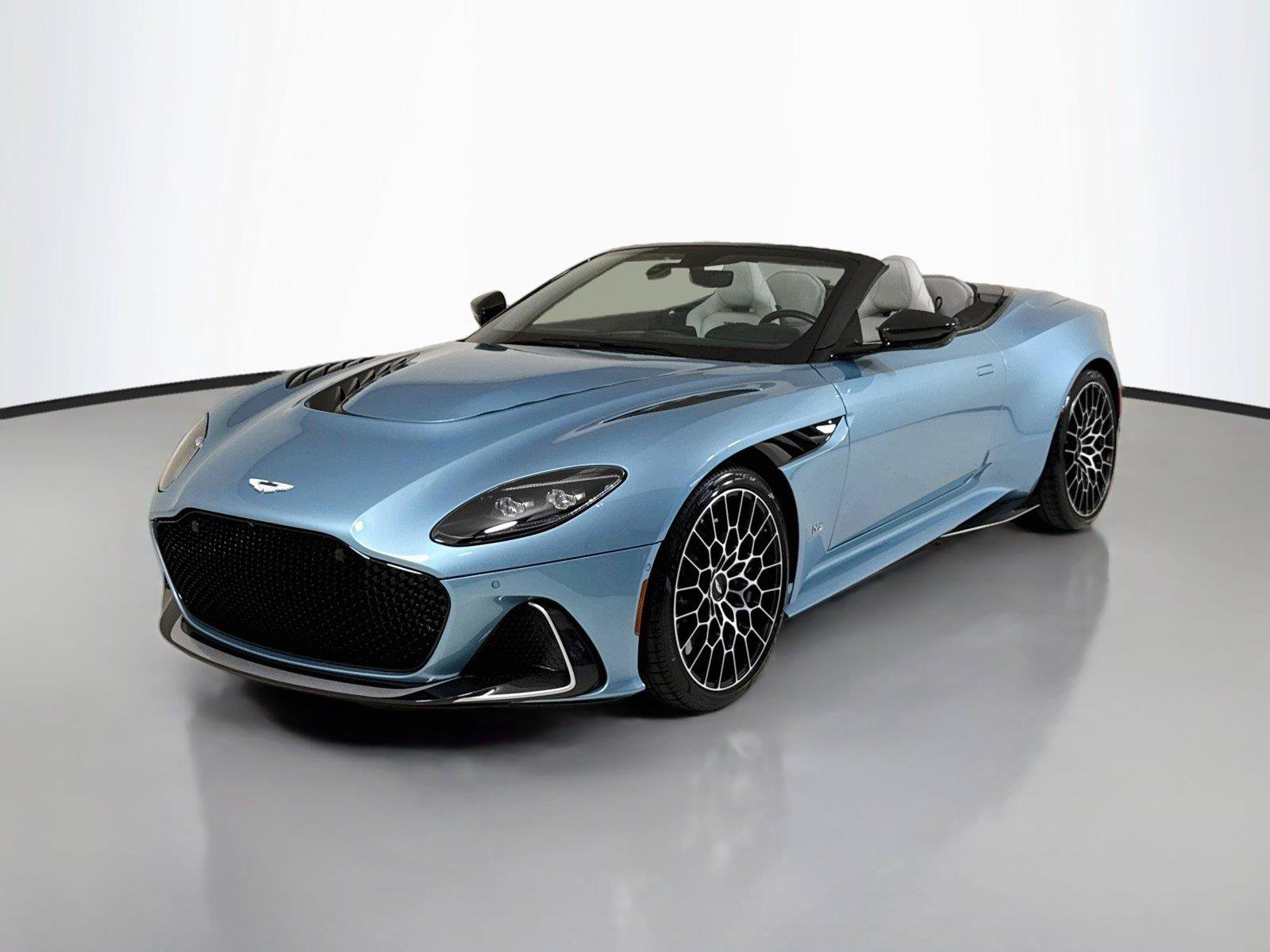 Used 2023 Aston Martin DBS Superleggera Volante RWD image 10