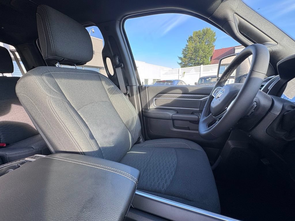New 2026 RAM 2500 Big Horn AWD/4WD image 20