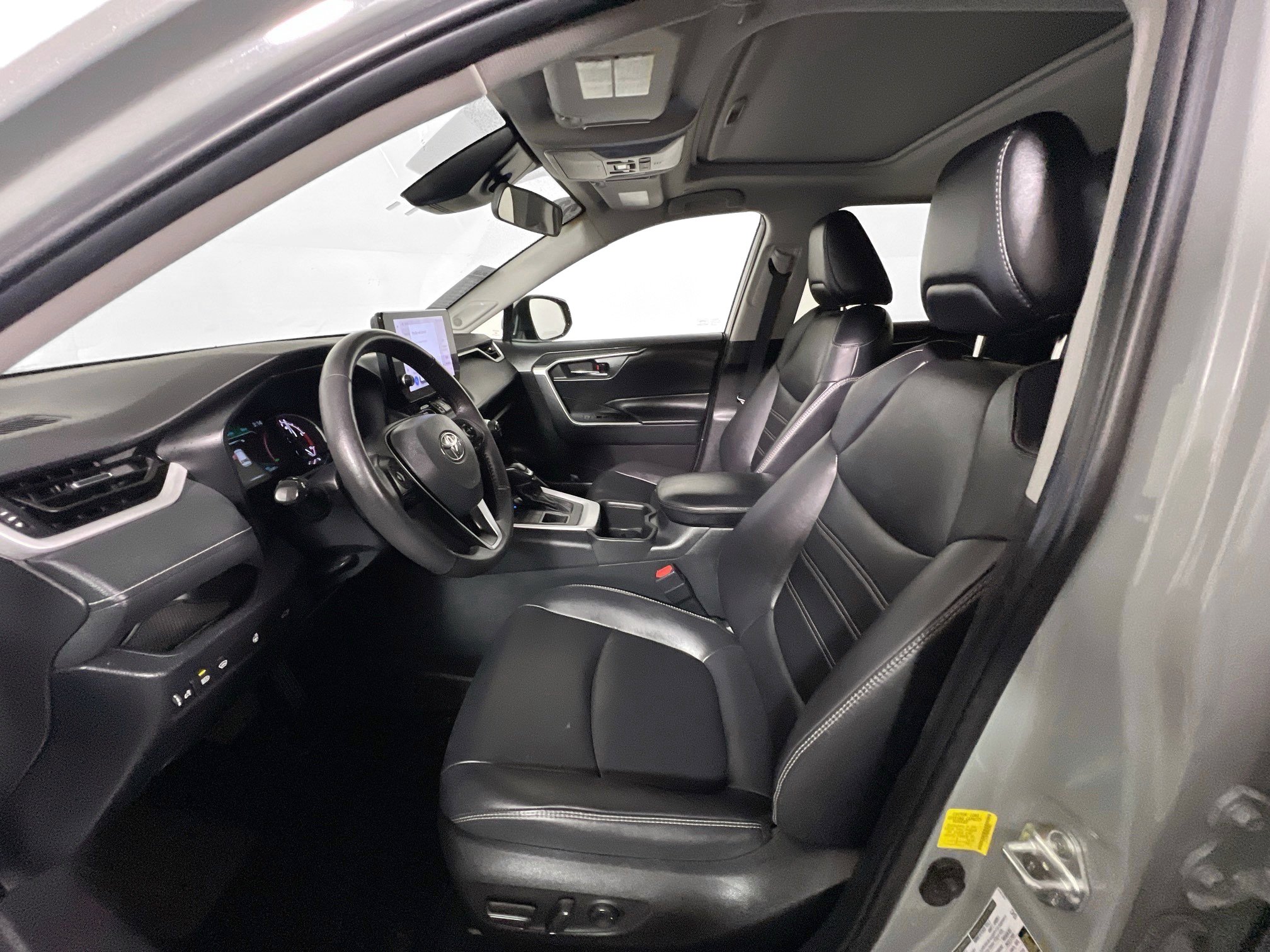 Used 2023 Toyota RAV4 XLE Premium AWD/4WD image 13