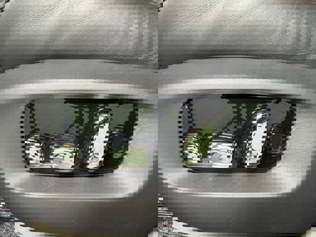 Used 2022 Rolls-Royce Ghost Black Badge image 37