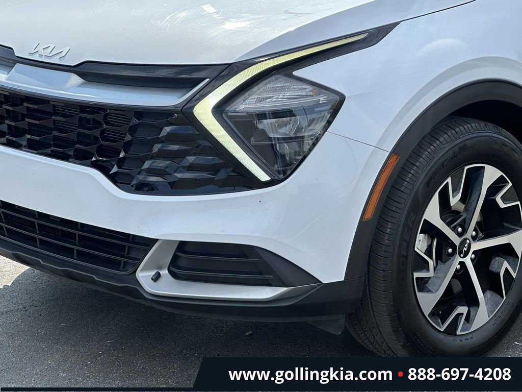 Certified 2023 Kia Sportage EX FWD image 6