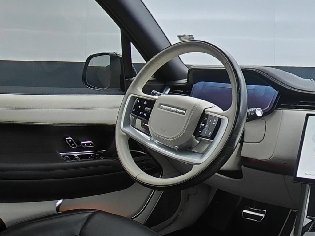 Used 2024 Land Rover Range Rover Autobiography AWD/4WD image 23