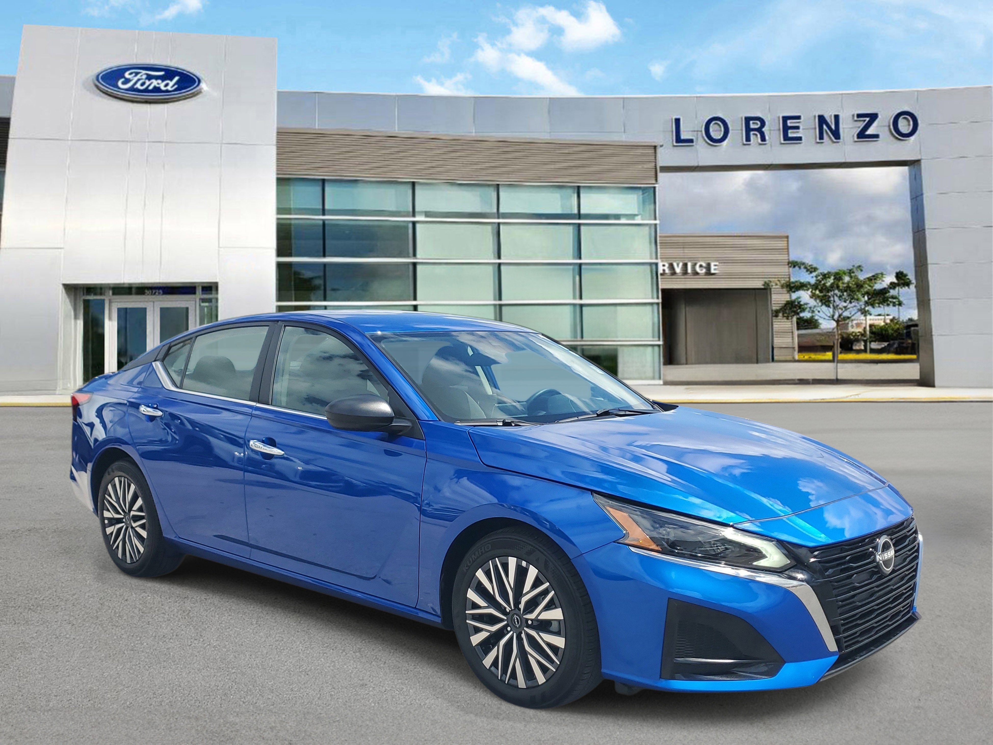 Used 2025 Nissan Altima 2.5 SV image 3