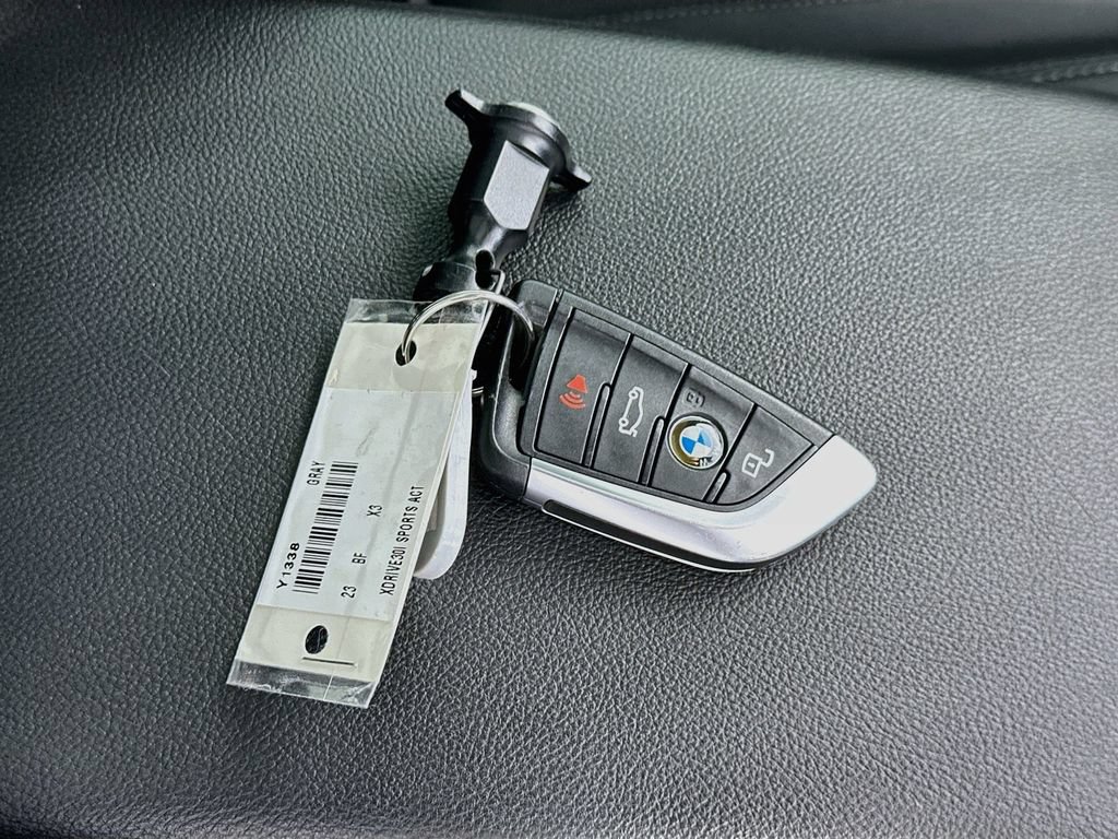 Used 2023 BMW X3 xDrive30i AWD/4WD image 36