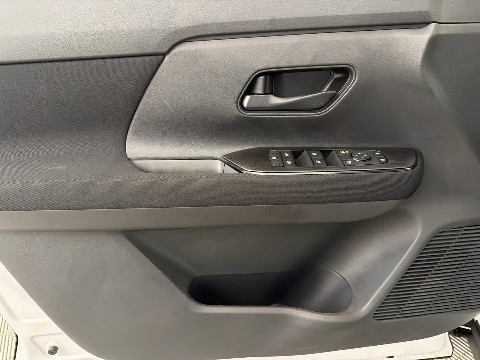 New 2026 Nissan Kicks S FWD image 22