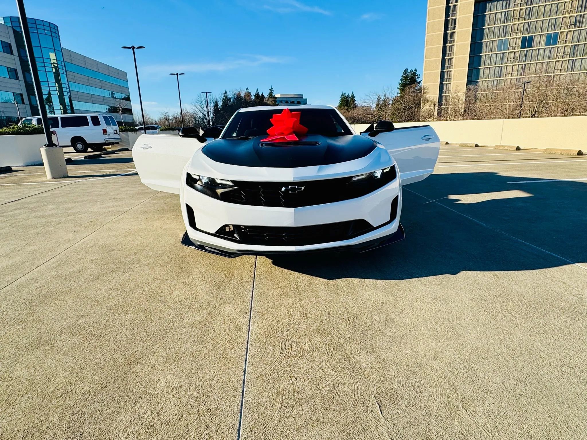 Used 2020 Chevrolet Camaro LT image 13