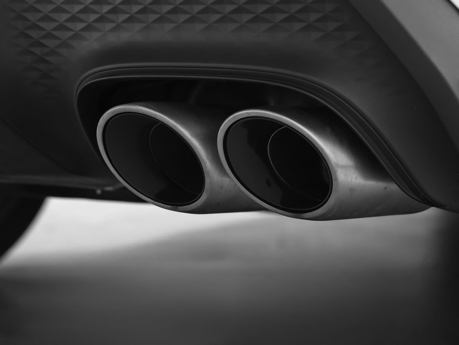 Certified 2025 Porsche Macan S image 19