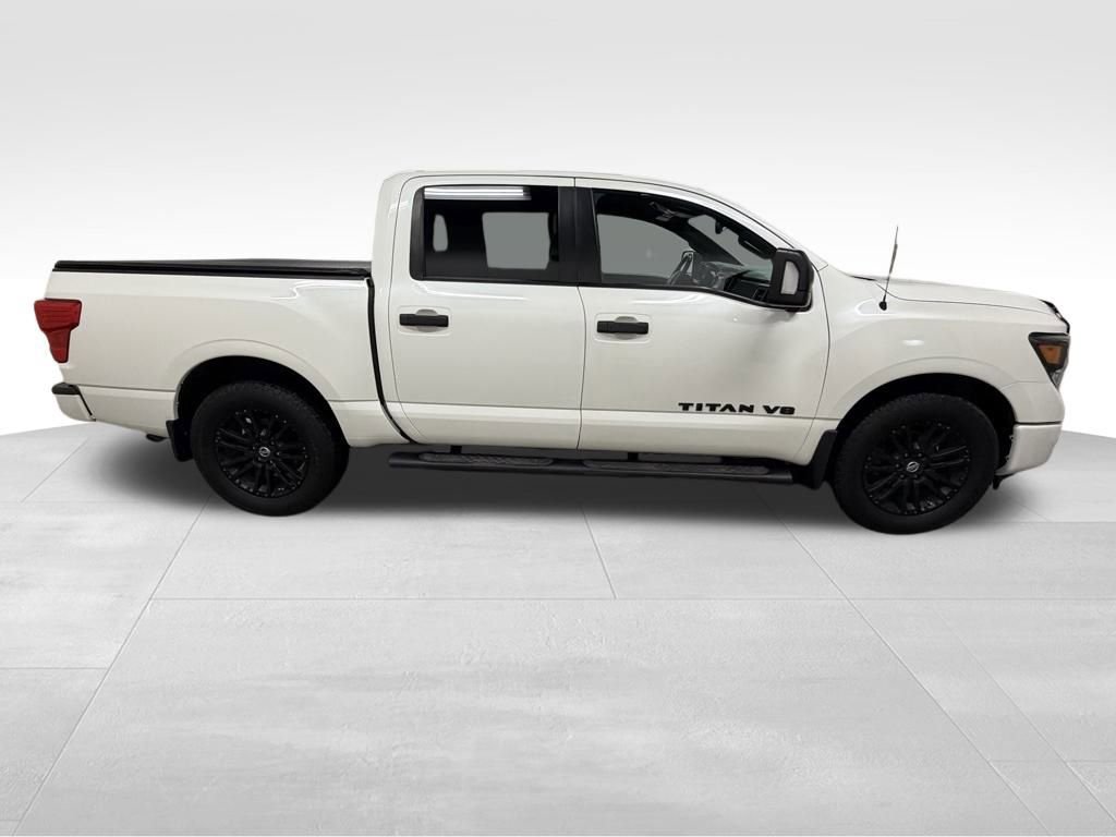 Used 2018 Nissan Titan S image 6