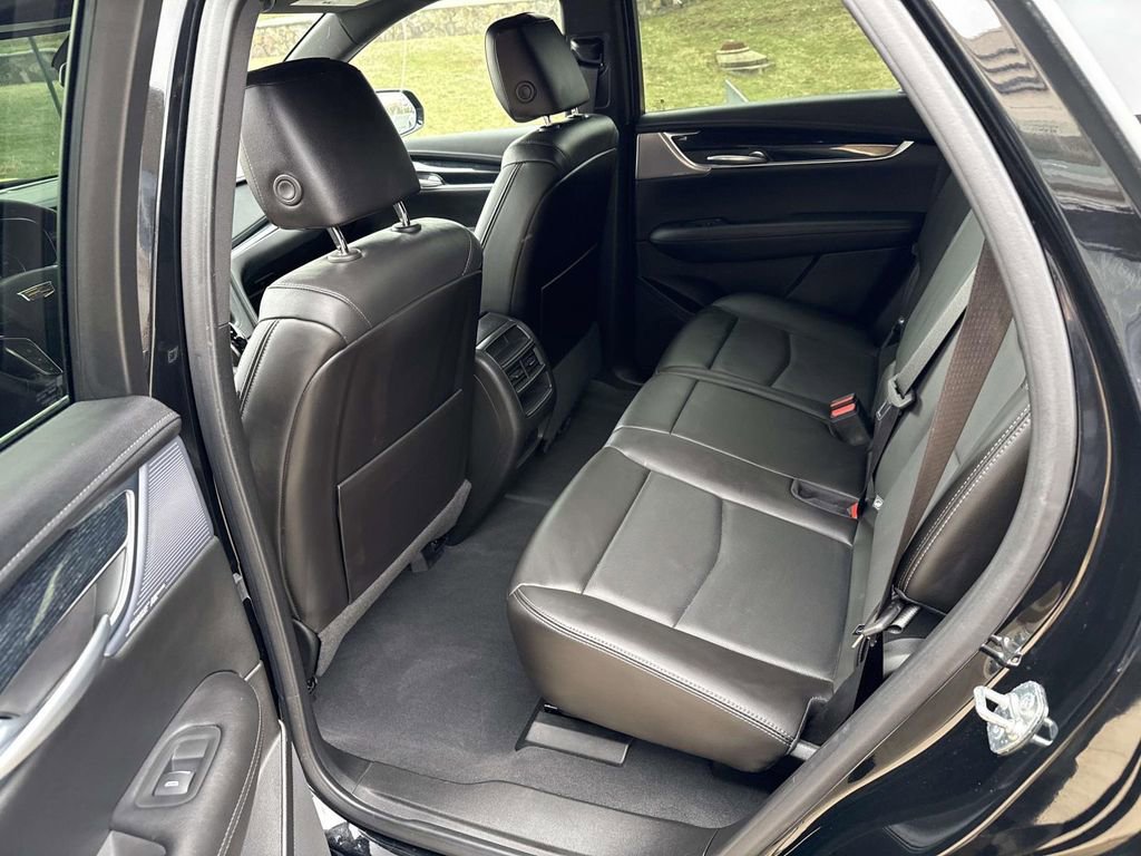 Certified 2024 Cadillac XT5 Premium Luxury AWD/4WD image 10