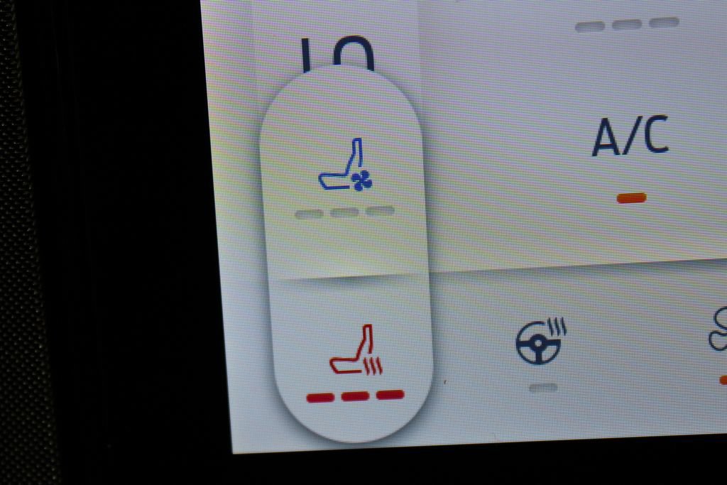 Used 2024 Ford Expedition Limited image 54