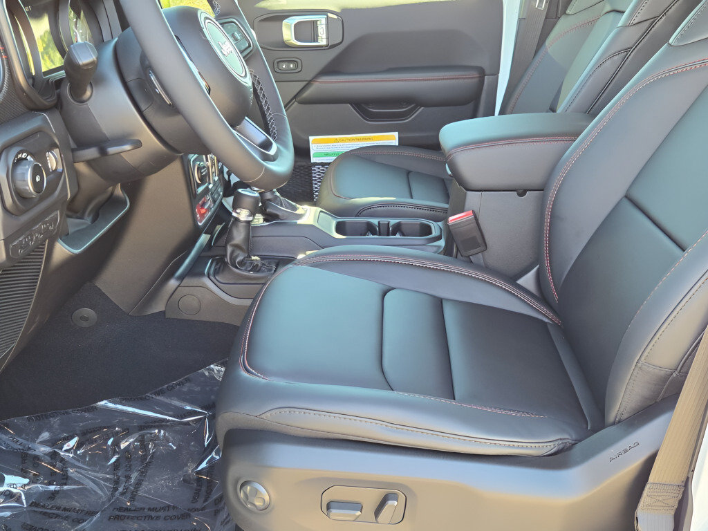 New 2027 Jeep Wrangler Unlimited Rubicon AWD/4WD image 28
