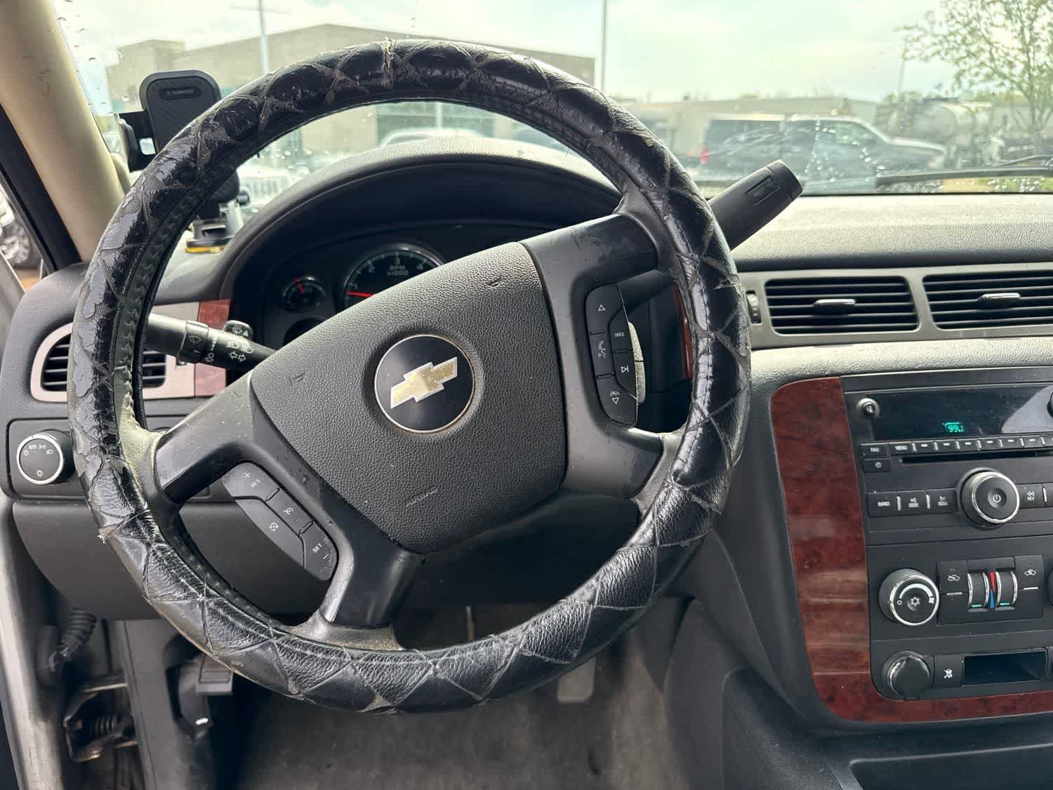 Used 2010 Chevrolet Avalanche LT AWD/4WD image 8