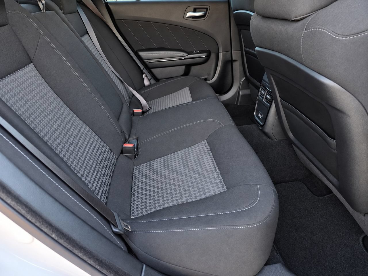 Used 2023 Dodge Charger R/T w/ Blacktop Package RWD image 32