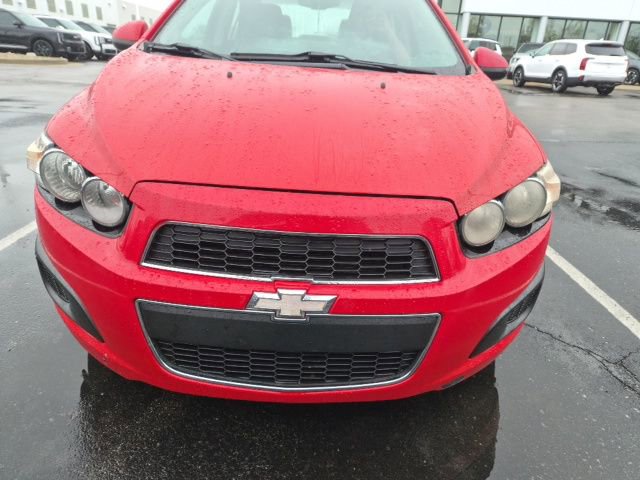 Used 2012 Chevrolet Sonic LS image 2