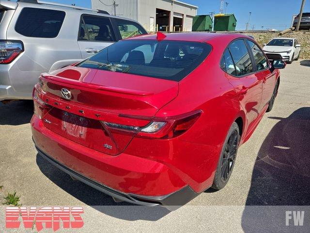 Used 2025 Toyota Camry SE FWD image 4