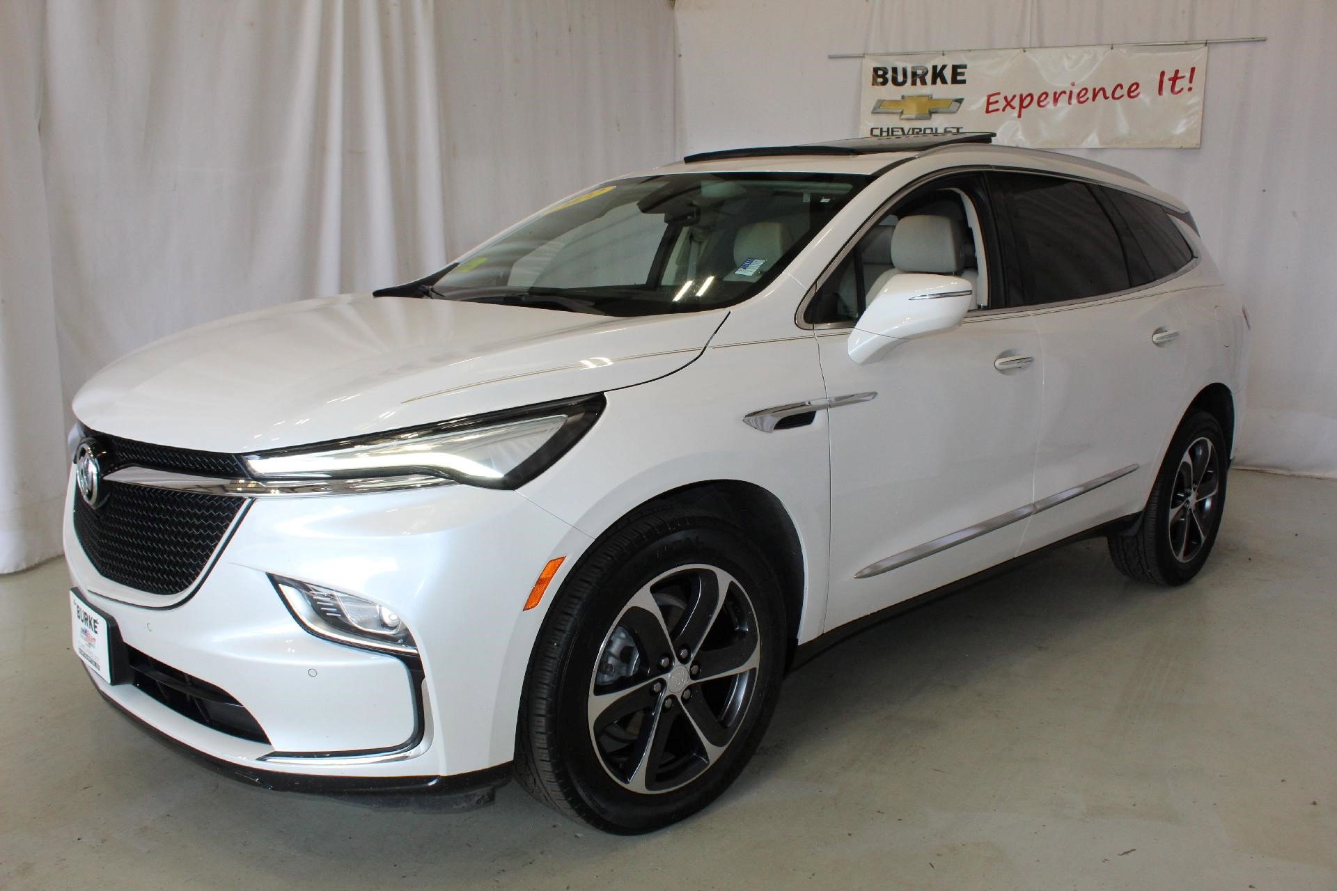 Certified 2022 Buick Enclave Essence w/ Experience Buick Package