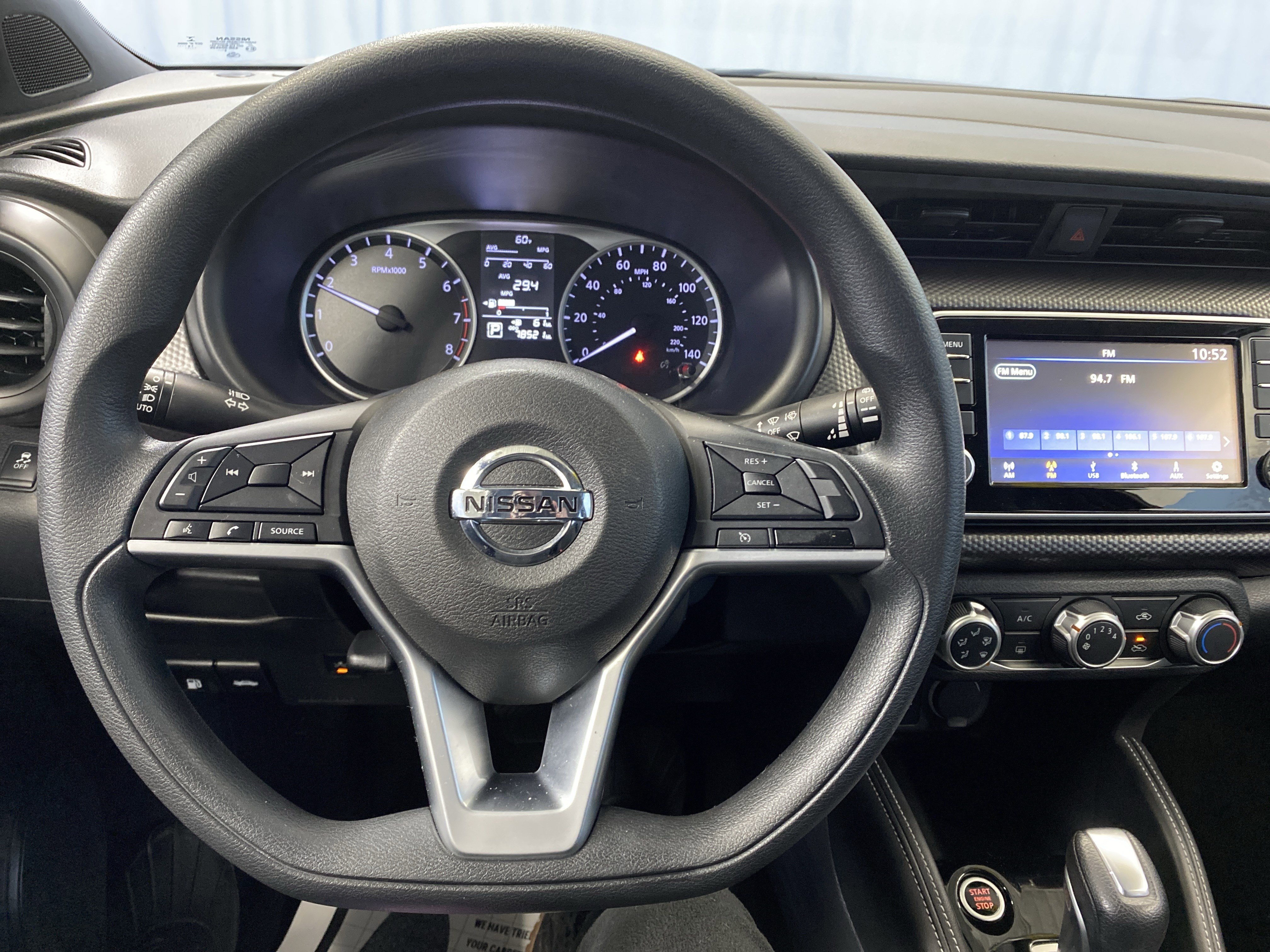 Used 2018 Nissan Kicks S image 16