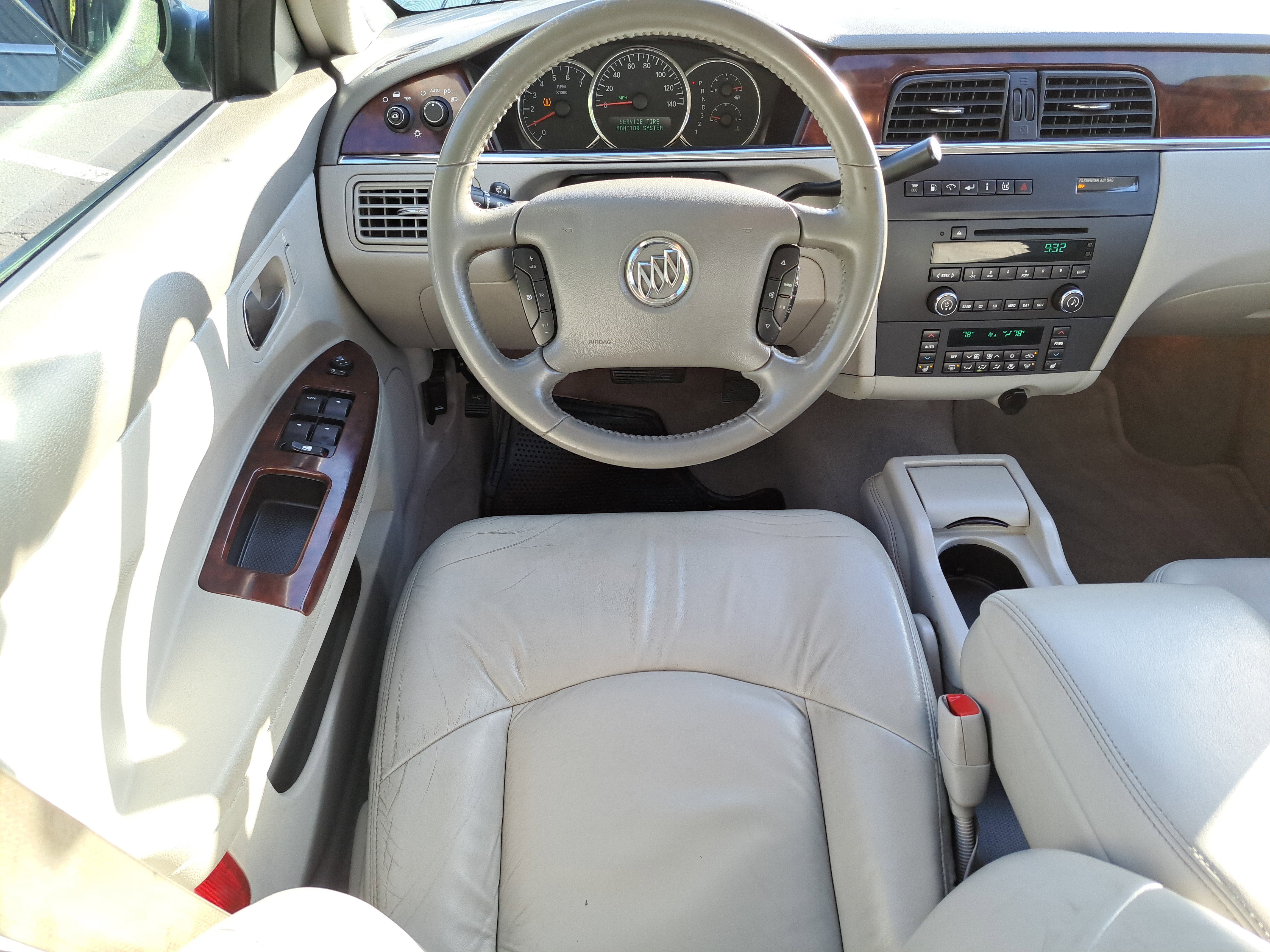 Used 2008 Buick LaCrosse CXL image 7