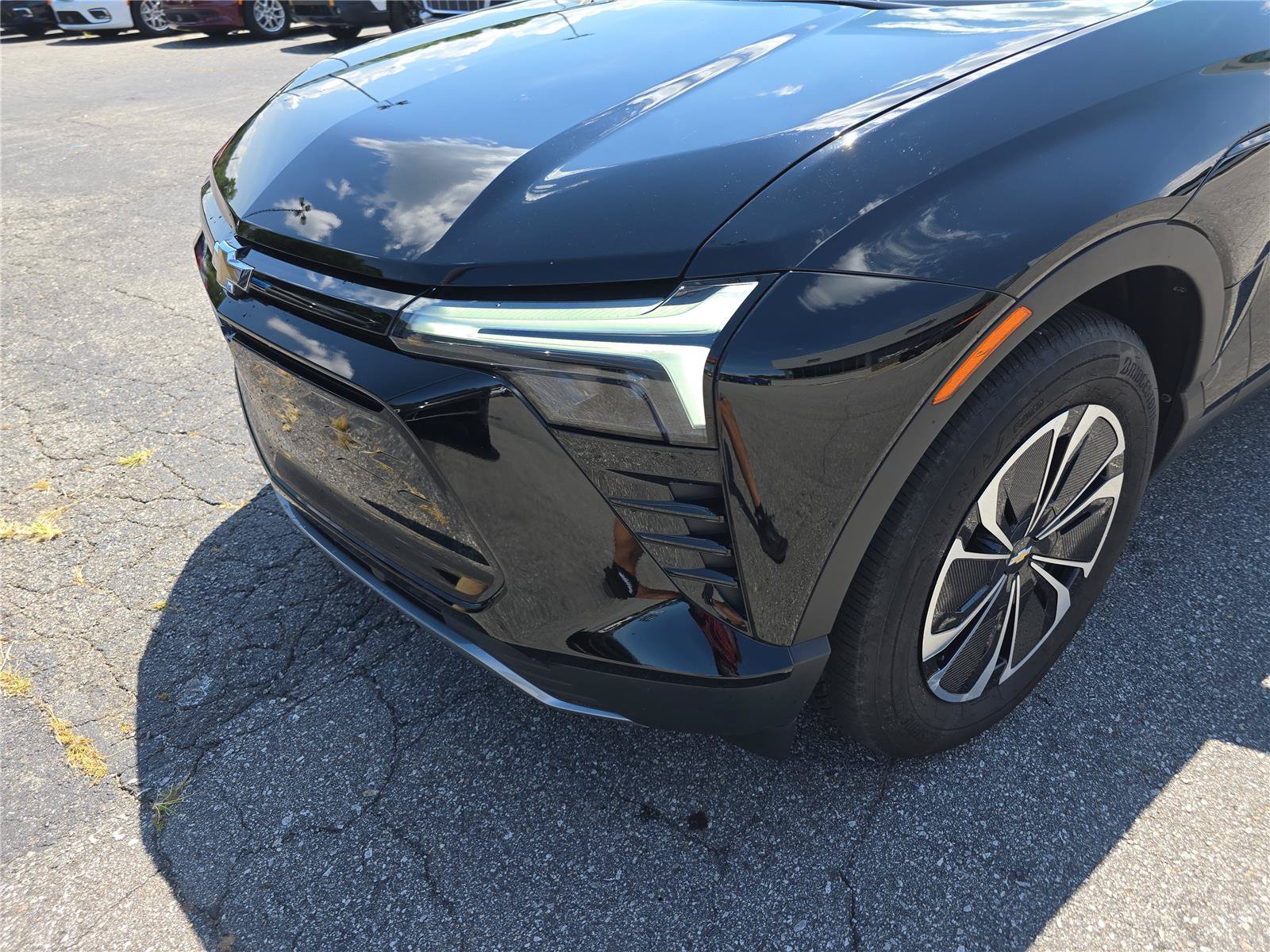 Used 2024 Chevrolet Blazer EV LT AWD/4WD image 9