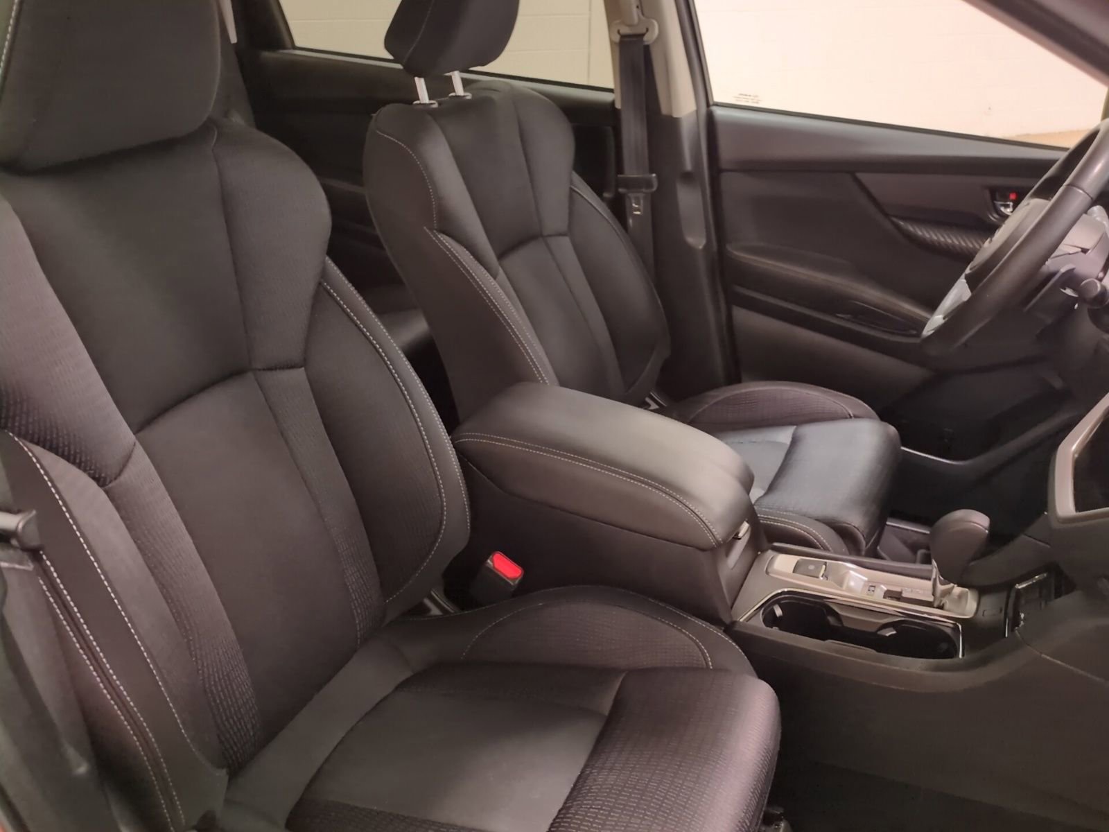 Used 2023 Subaru Ascent Premium w/ Convenience Package image 11