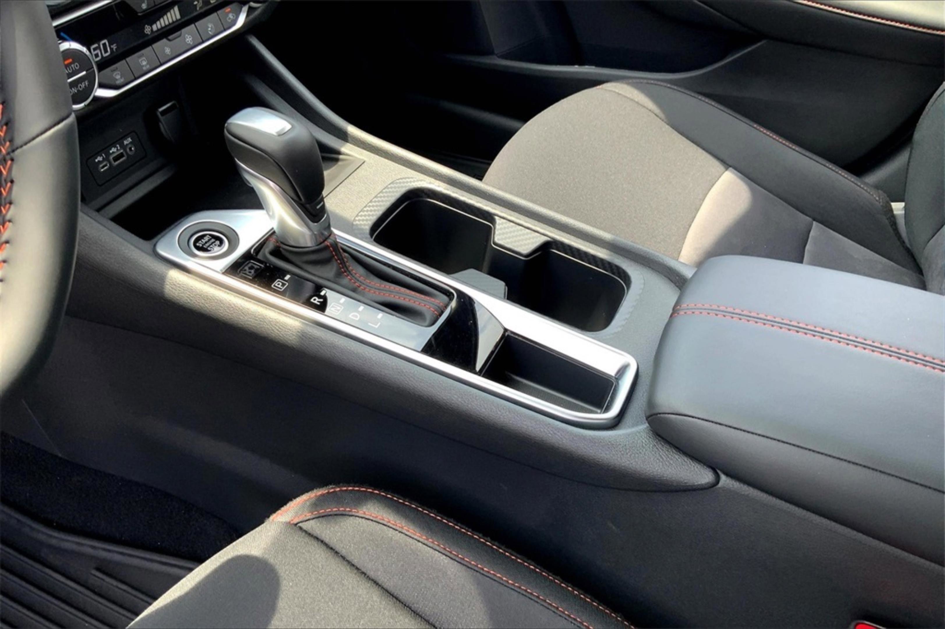 New 2025 Nissan Sentra SR image 9