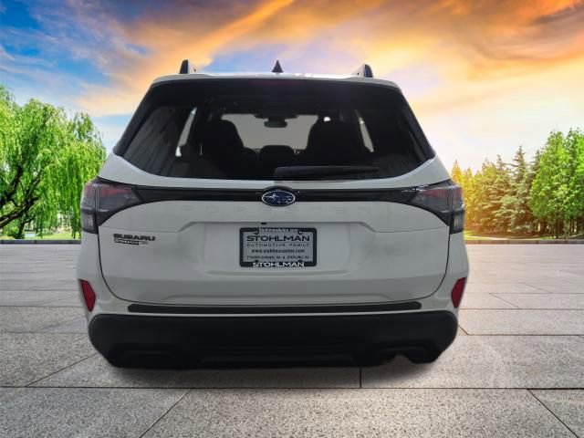 Certified 2025 Subaru Forester Premium AWD/4WD image 5