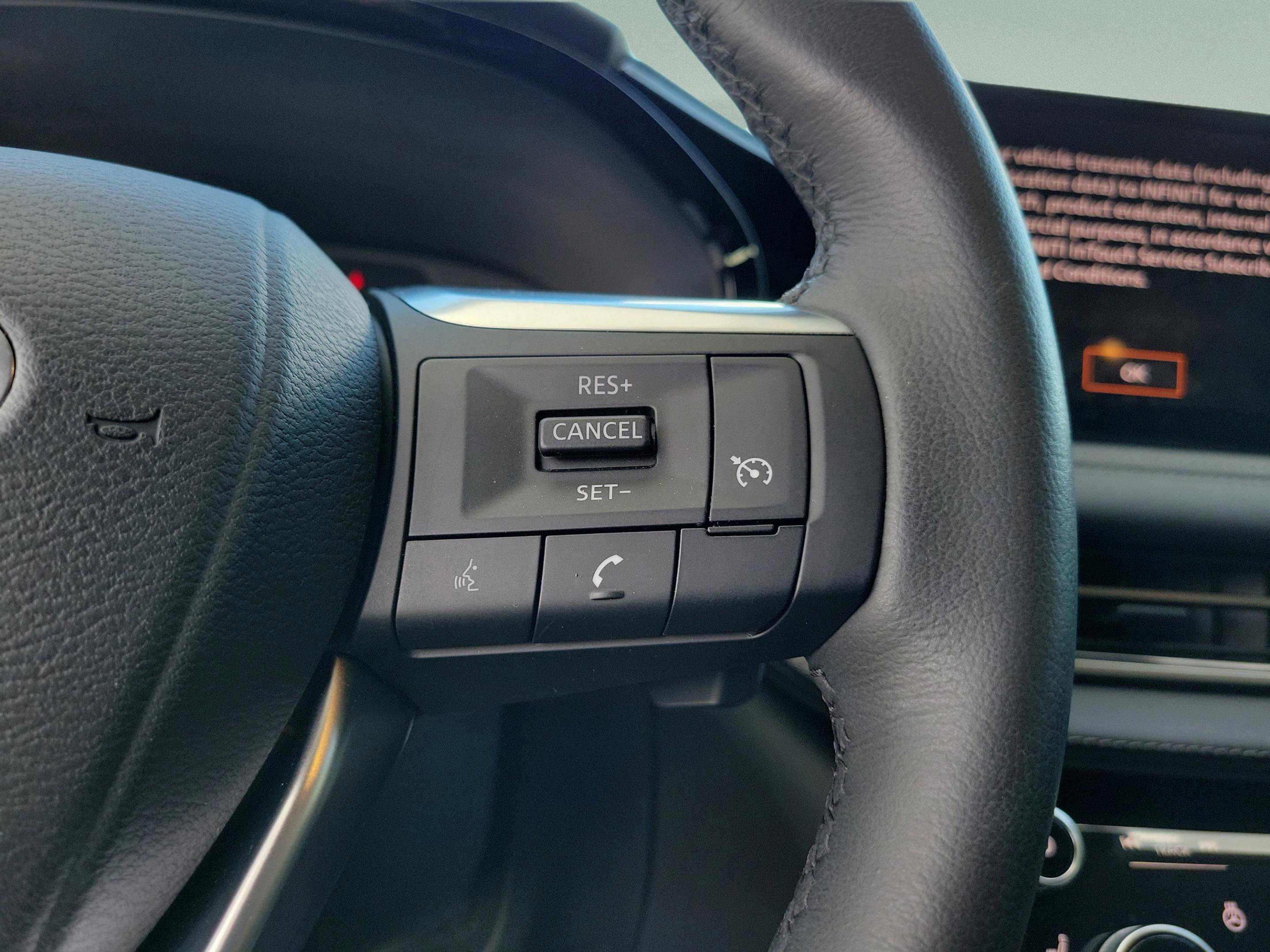 Certified 2025 INFINITI QX60 Pure image 11