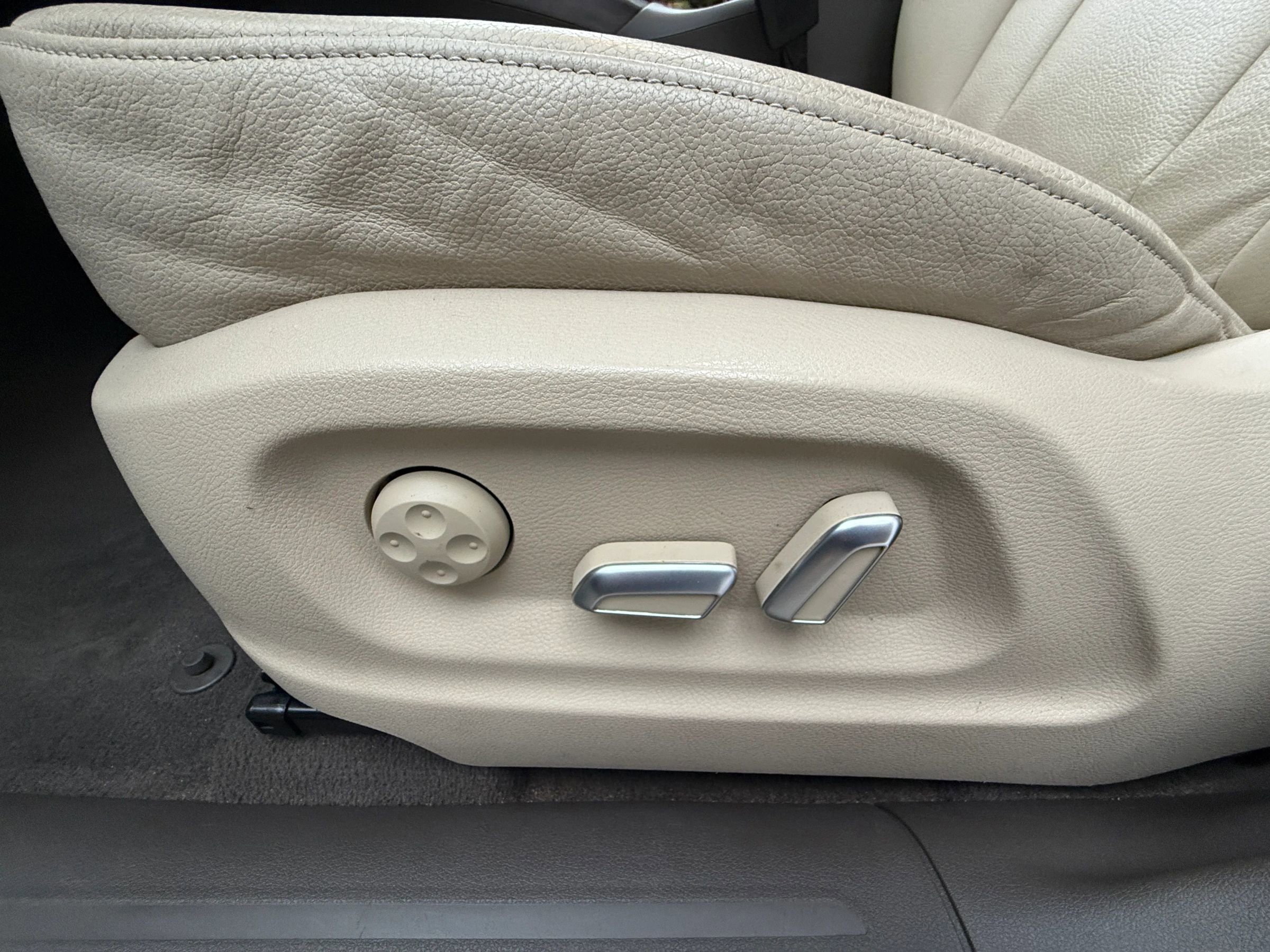 Used 2015 Audi Q5 TDI Premium Plus w/ Technology Package image 32